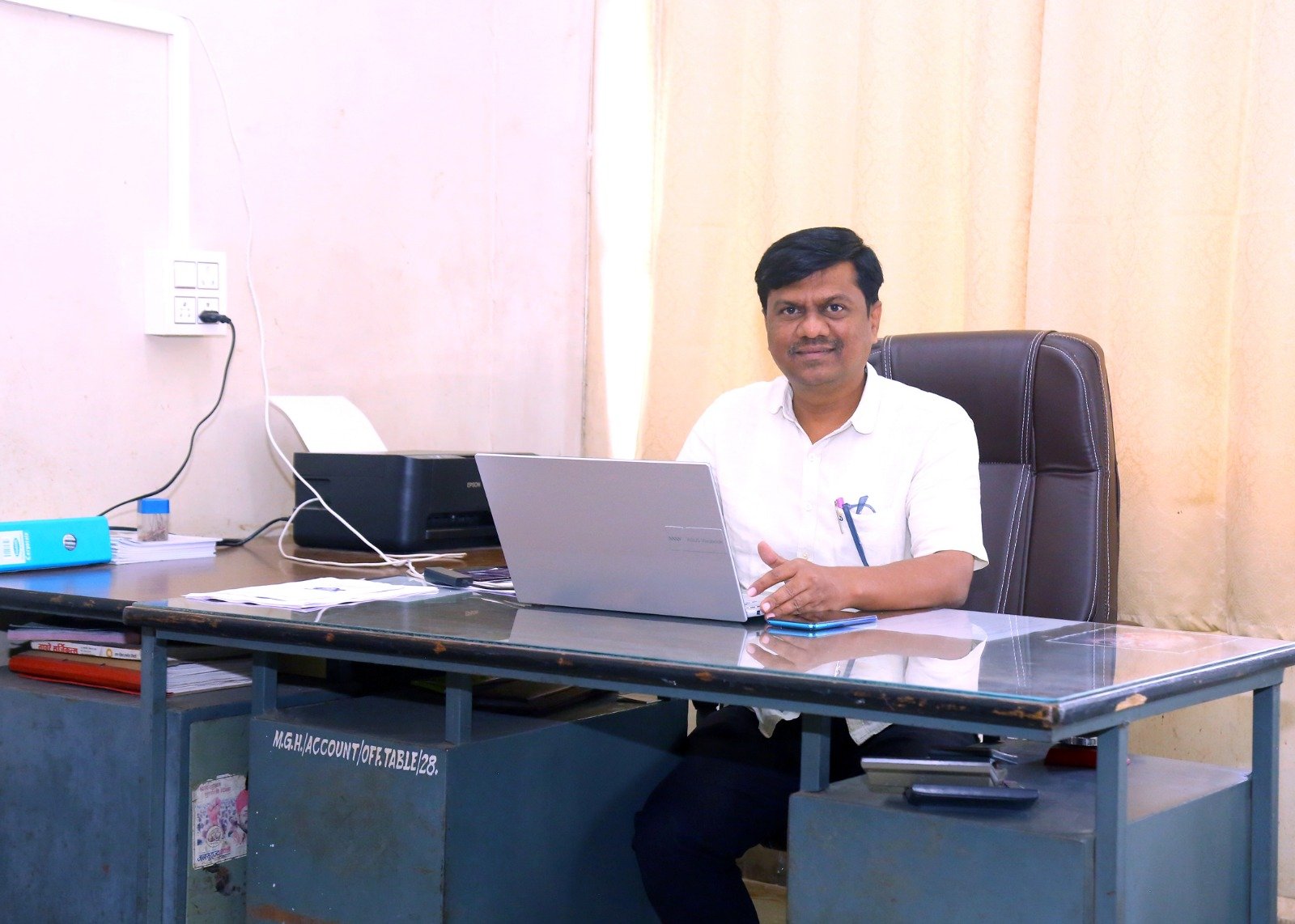 Shri. Nilesh B. Hujare